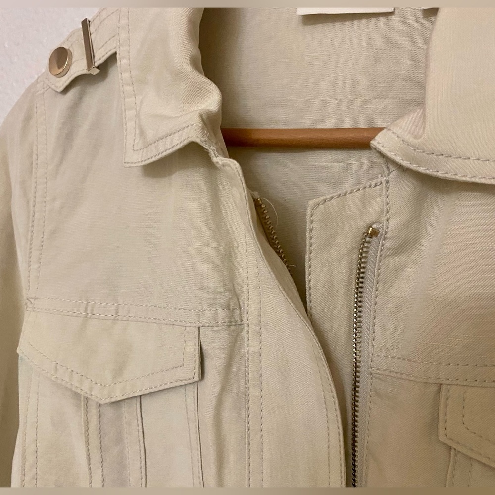 Chico’s Safari Jacket. Beige, lightweight gold accents. Like new. Small - Picture 14 of 14